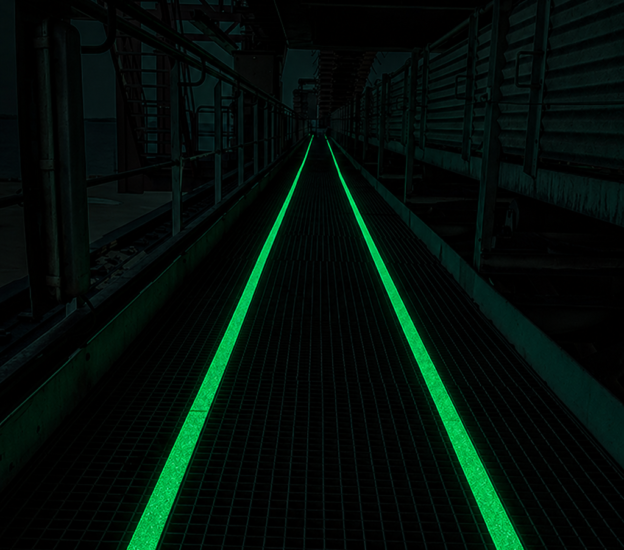 Anti-slip strip DS-610 – Fluorescent fiberglass strip with non-slip surface – 50mm