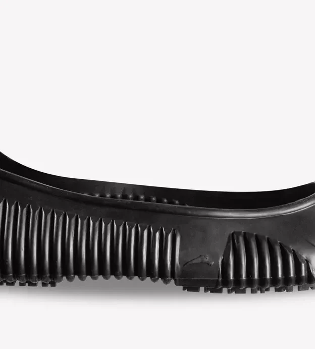 Protective Shoe Tiger Grip – Easy Grip – Overshoe with Non-Slip Sole
