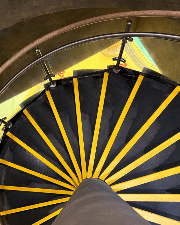 Stair Tread YMER – Anti-Slip for Outdoor Stairs – Fiberglass