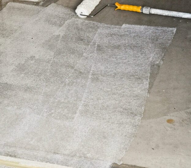 Transparent epoxiprimer med målarroller