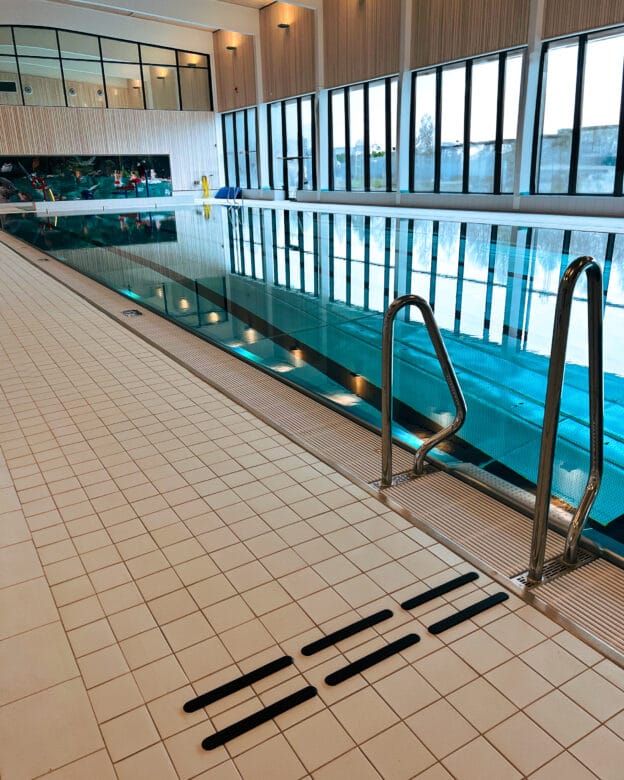 SALA BACKE handrail - Polyurethane - Tactile handrails and stop markings - 3M tape