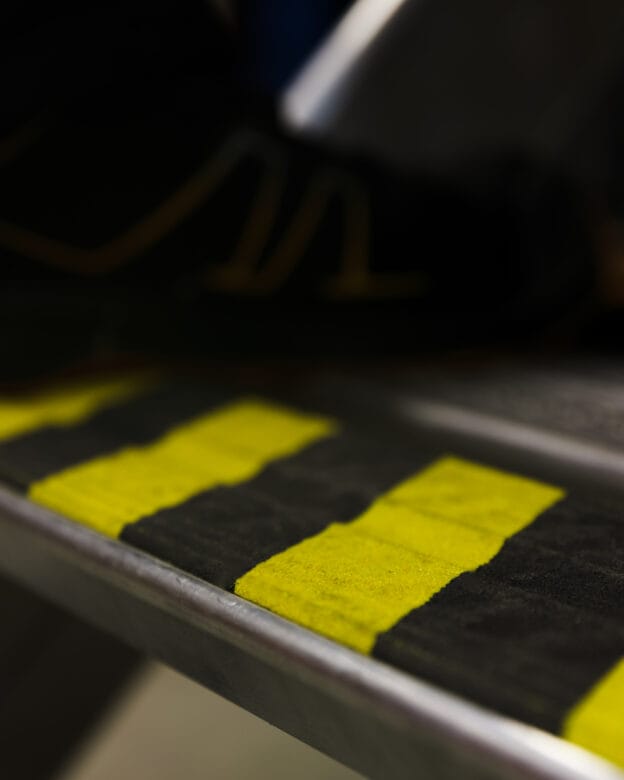 Anti-slip tape WARNING - 18m, 50mm - Black and yellow