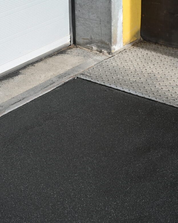 Safestep HEAVY DUTY - Loading bridges.