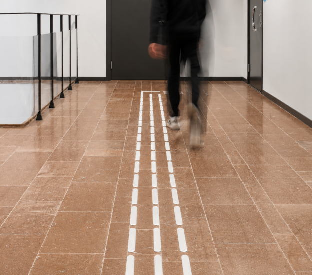Guidance Path VITBÄCKEN - White Stainless Steel - Tactile guidance Bars and studs